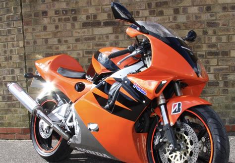 Honda Cbr400rr Nc29 Street Special Classic Motorbikes