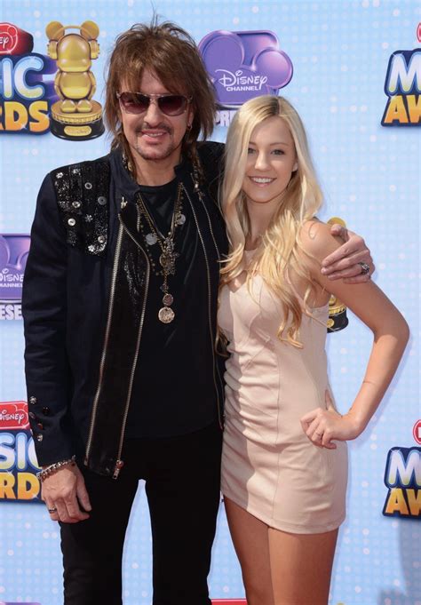 Ava Sambora In A Nude Mini Dress At The 2014 Radio Disney Music Awards