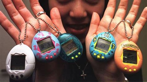 Los años 90: Historia, datos y curiosidades del Tamagotchi - Vandal Random