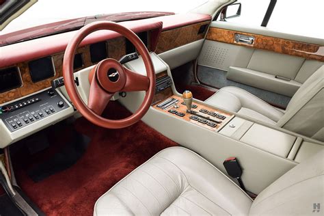 1985 Aston Martin Lagonda Saloon