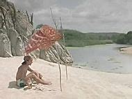 Naked Maribel Verdú in Los jinetes del alba Video Clip