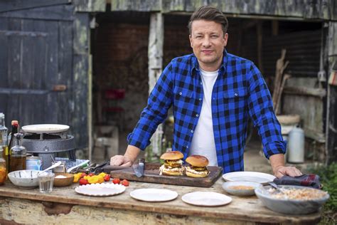 Jamie Oliver Regresa A El Gourmet Con Platos Fáciles Para Cada Día