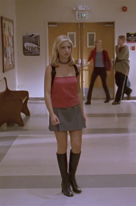 Sarah Michelle Gellar Buffy Style Tv Show Outfits Fashion Tv