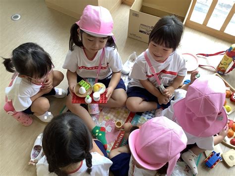 こんなことしてあそんでいるよ！（もも組） 学校法人葉梨学園 葉梨こども園