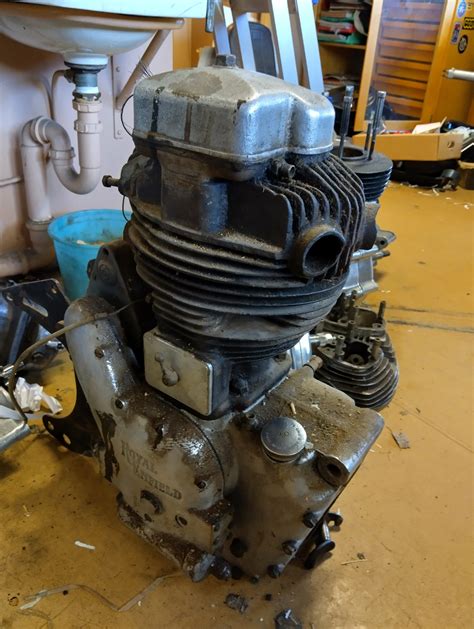 Royal Enfield J2 1952 500cc Kone Britti Helmet Verkkokauppa