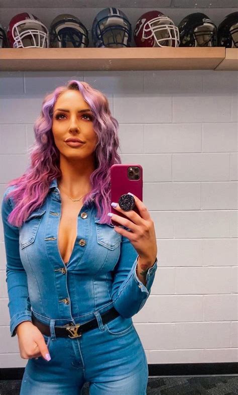 Peyton Royce | Scrolller