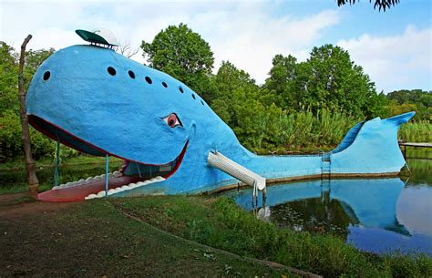 Big Blue Whale Of Catoosa Victor Hamberlin Flickr