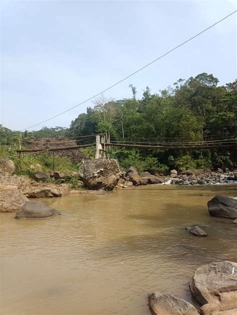Bangun Jembatan Layak Untuk Anak Anak Bisa Sekolah