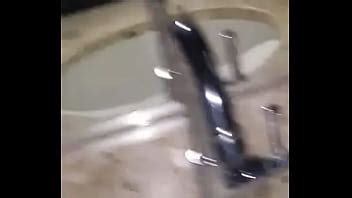 Gordinho balançando a benta ao som de funk XVIDEOS