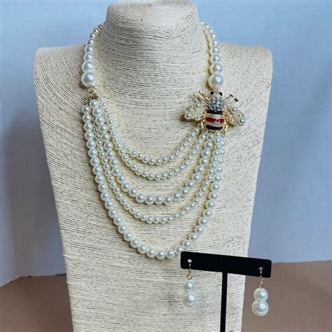 Queen Bee Pearl Necklace Set Etsy