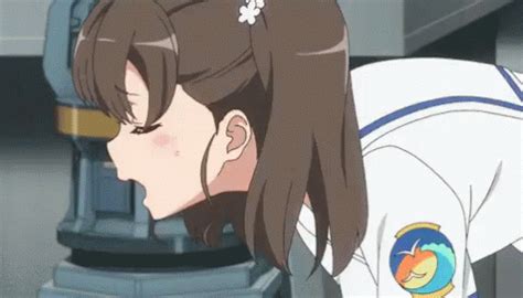 The Popular Fleet GIFs Everyone S Sharing