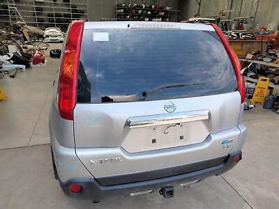 Nissan Xtrail T Rear Garnish Tailgate Upper Non Park