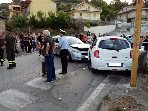 Incidente Alle Porte Di Benevento Quattro Feriti Tra Cui Una Bambina