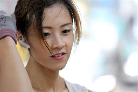 Hot girl bốc vác Hong Kong tham gia show hẹn hò Giới trẻ ZNEWS VN