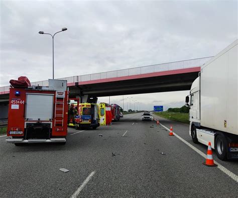 Tragiczny Wypadek Na A Nie Yje Kierowca Osob Wki L Sk Super Express