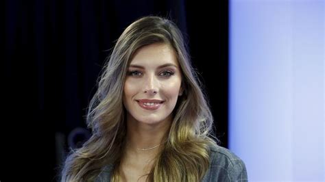 Camille Cerf Lance Sa Collection De Lingerie