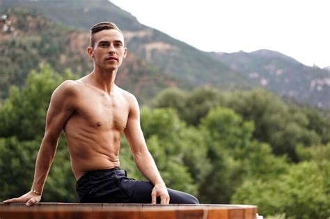 Adam Rippon Primo Atleta USA Dichiaratamente Gay A Qualificarsi Per Un Olimpiade Invernale Gay It
