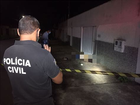 Bandidos Tentam Roubar Adega Mas Acabam Mortos A Tiros Por Homem Que