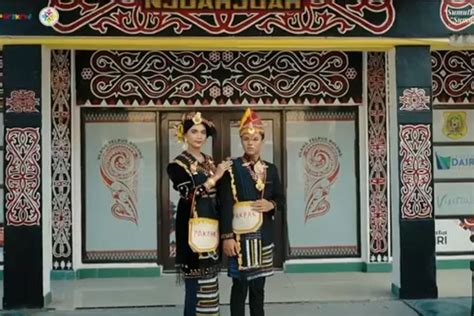 Pesona Kain Oles Dan Pakaian Adat Suku Pakpak Warisan Budaya Yang