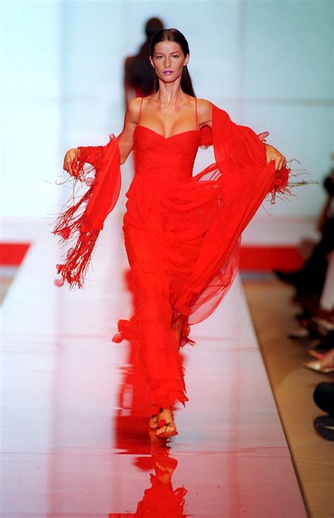 The Most Iconic Haute Couture Show Moments Of The S