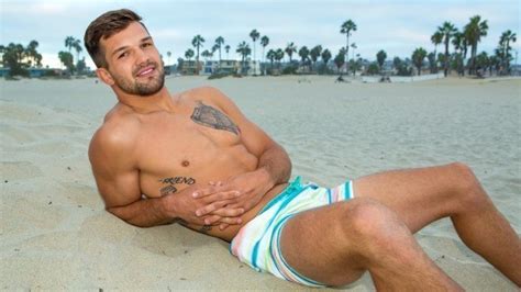 Seancody Brysen Jerking Off On The Beach Gay Porn Seancody