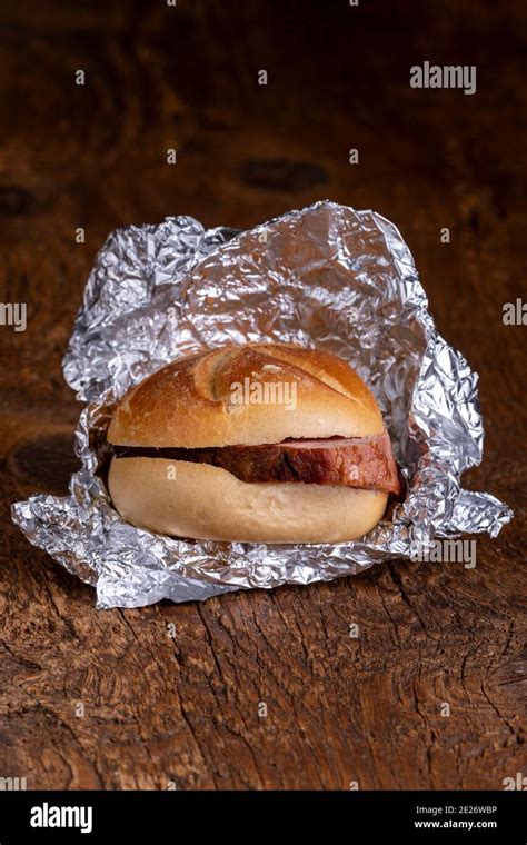 Bavarian Meat Loaf In A Bun Stock Photo Alamy