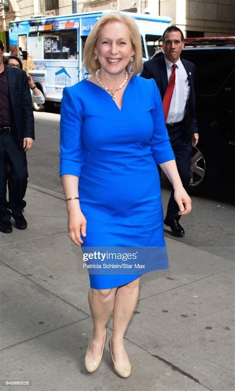 Hot Sexy Kirsten Gillibrand Bikini Pics