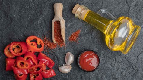 6 Chili Oil Benefits For Weight Loss Heart Health And More Healthshots