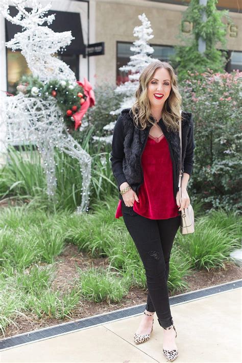 Holiday Outfit Idea Red Velvet Meg O On The Go
