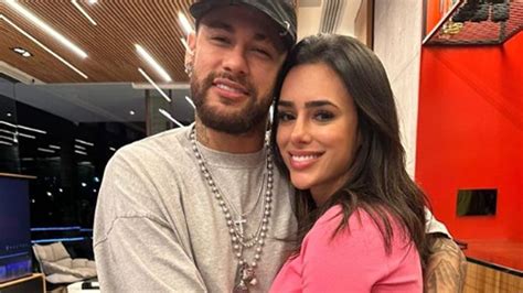 Bruna Biancardi recebe festa luxuosa de Neymar e revela se está grávida