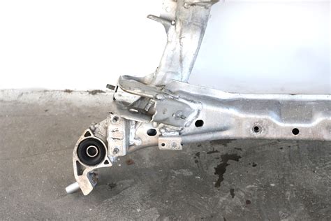 Infiniti G Z Rear Cradle Subframe Crossmember Suspension