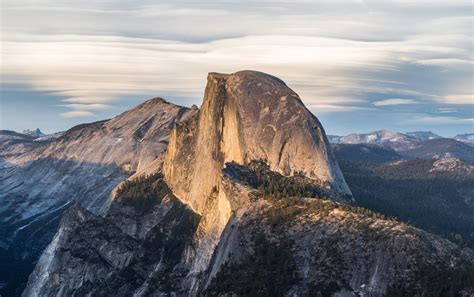 Hiker dies after falling from Yosemite’s Half Dome trail | FOX 2