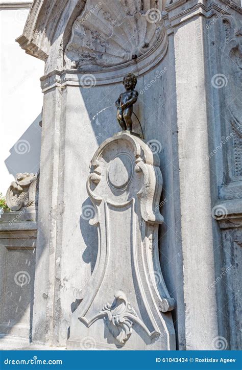 Manneken Pis Statue Brussels Stock Image 96400171