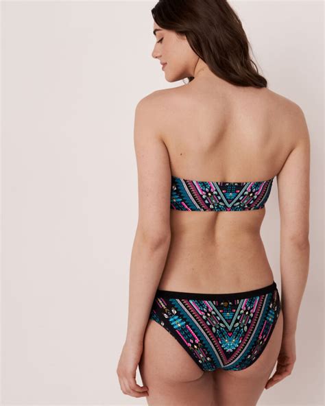 Hot Sexy Rose Costa Bikini Pics