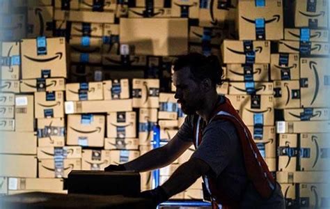 Amazon India Opens Largest Fulfilment Centre In Hyderabad Fibre2fashion