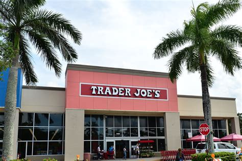 Trader Joe S Fans Rush To Buy Store S New Hot Sauce They Can Taste