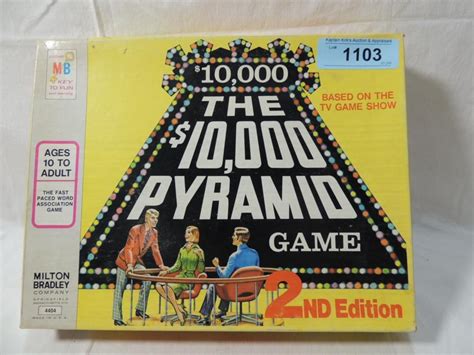 VINTAGE THE 10000 PYRAMID GAME 2ND EDITION