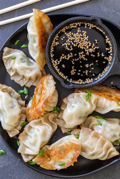 Gyoza Recipe Japanese Dumplings Momsdish