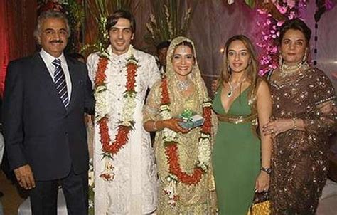 Zayed Khan family photos | Celebrity family wiki