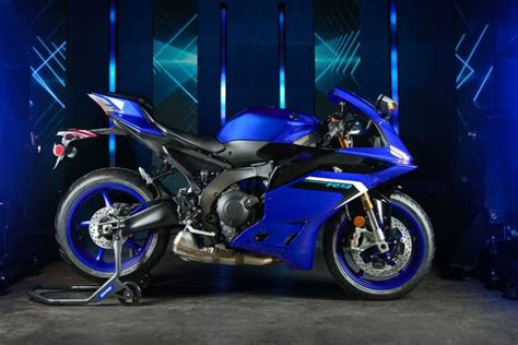 Yamaha Yzf R Preview Rider Magazine