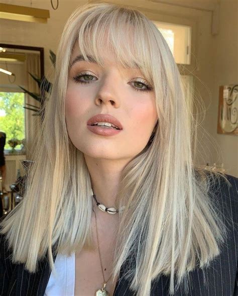 50 Most Trendy And Flattering Bangs For Round Faces In 2023 Hadviser