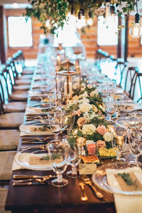 6 Chic Ideas For A Rustic Wedding Theme