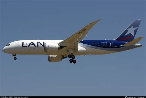 CC BBE LAN Airlines Boeing 787 8 Dreamliner Photo By Mauricio Carvajal