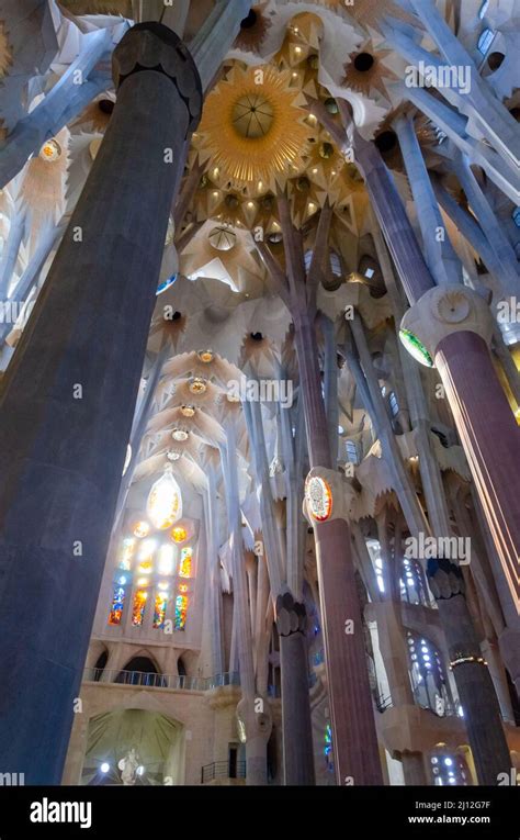 Details Of La Sagrada Familia By Antonio Gaudi Barcelona Calatunha