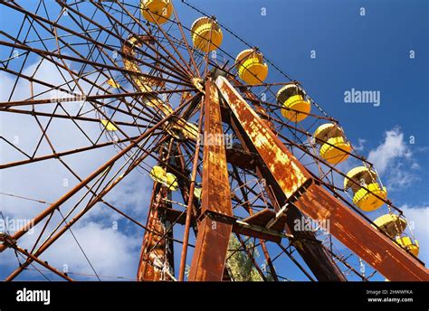 Verlassene Riesenrad im Vergnügungspark Pripyat wo der berühmte