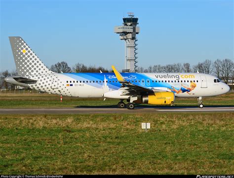 EC MLE Vueling Airbus A320 232 WL Photo by Thomas Schmidt Blindenhöfer