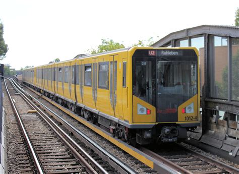 Berlin U Bahn HK06 Stock Bowroaduk Flickr