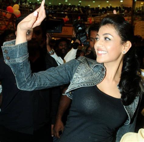 INDIAN ACTRESS South Indian Actress Kajal Aggarwal Hot Boobs And Bra Show