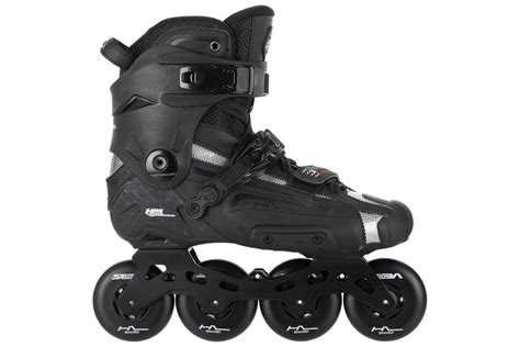 The Best Rollerblades for Women, According to Pros