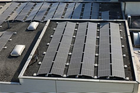 Dh Strecken Identifizieren Solaranlage Auf Dem Flachdach Ausreichend